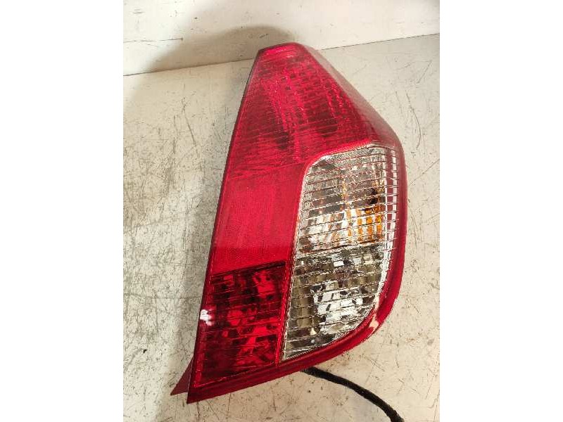 Recambio de piloto trasero derecho para hyundai i10 1.1 12v cat referencia OEM IAM   