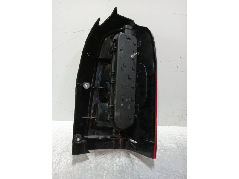 Recambio de piloto trasero izquierdo para opel sintra gls referencia OEM IAM   