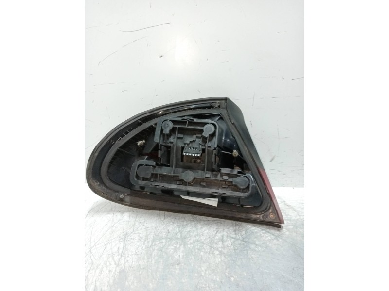 Recambio de piloto trasero derecho para opel tigra 1.4 16v referencia OEM IAM   