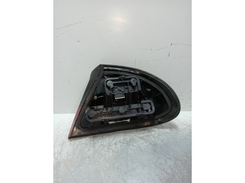 Recambio de piloto trasero izquierdo para opel tigra 1.4 16v referencia OEM IAM   