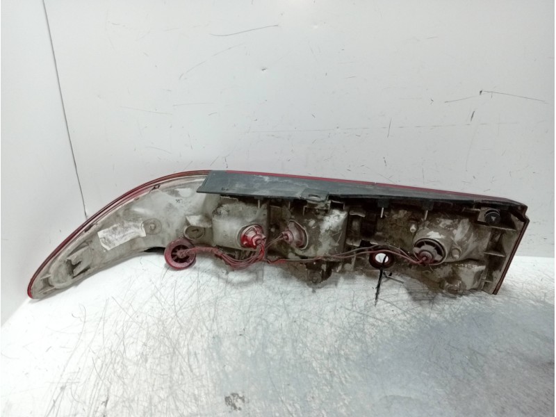 Recambio de piloto trasero derecho para ford probe 2.5 v6 24v cat referencia OEM IAM   