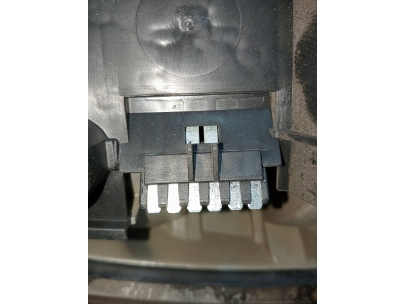 Recambio de piloto trasero derecho para opel vectra a 2.0 cat referencia OEM IAM   