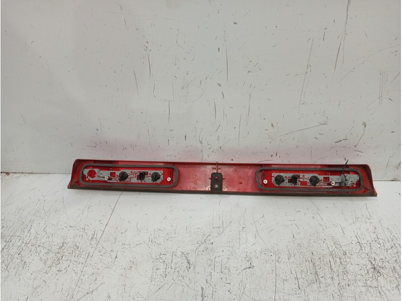 Recambio de piloto trasero central para ford scorpio berl./turnier referencia OEM IAM   