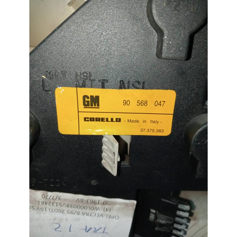 Recambio de piloto trasero izquierdo para opel vectra b berlina comfort referencia OEM IAM 90568047  