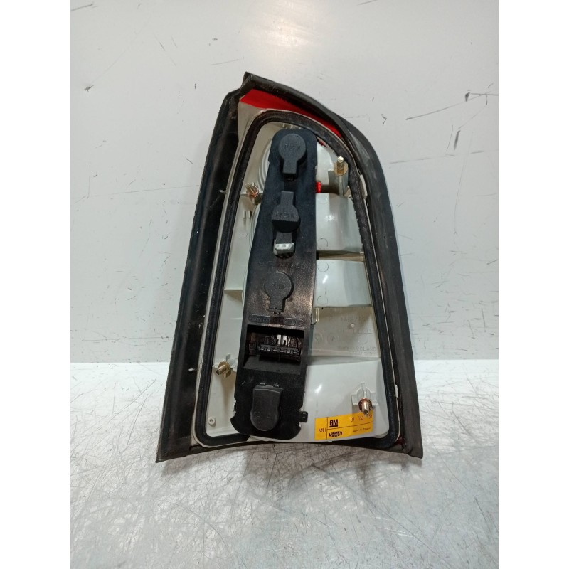Recambio de piloto trasero izquierdo para opel vectra b caravan 2.2 16v dti cat (y 22 dtr / l50) referencia OEM IAM 09153155  