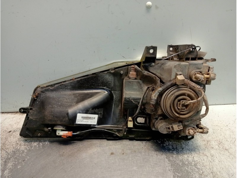Recambio de faro izquierdo para renault maxity fg 150.35/45 referencia OEM IAM   