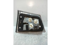 Recambio de piloto trasero derecho interior para opel vectra c caravan 1.9 16v cdti cat (z 19 dth / lrd) referencia OEM IAM 2446 2