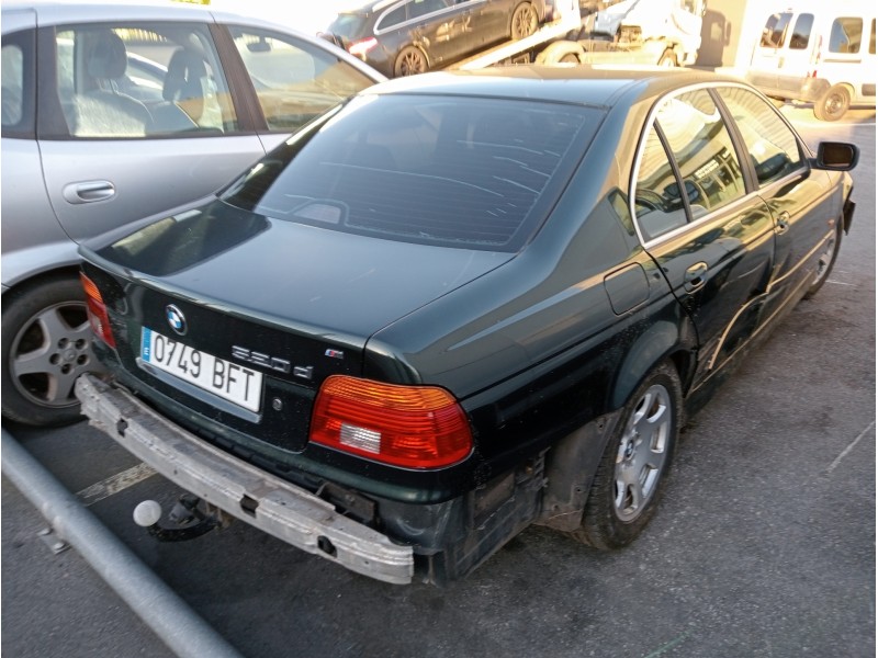 bmw serie 5 berlina (e39) del año 2001
