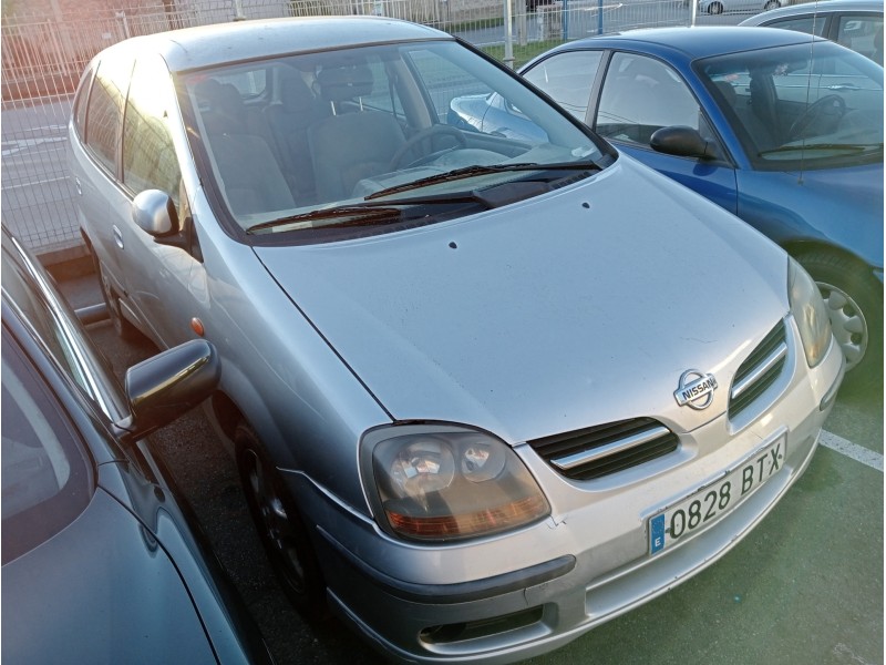 nissan almera tino (v10m) del año 2002