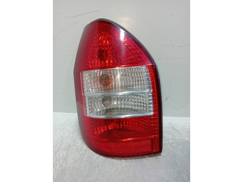 Recambio de piloto trasero izquierdo para opel zafira a blue line referencia OEM IAM   