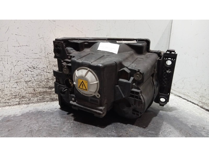 Recambio de faro izquierdo para land rover discovery v6 td s referencia OEM IAM XBC500412  XENON