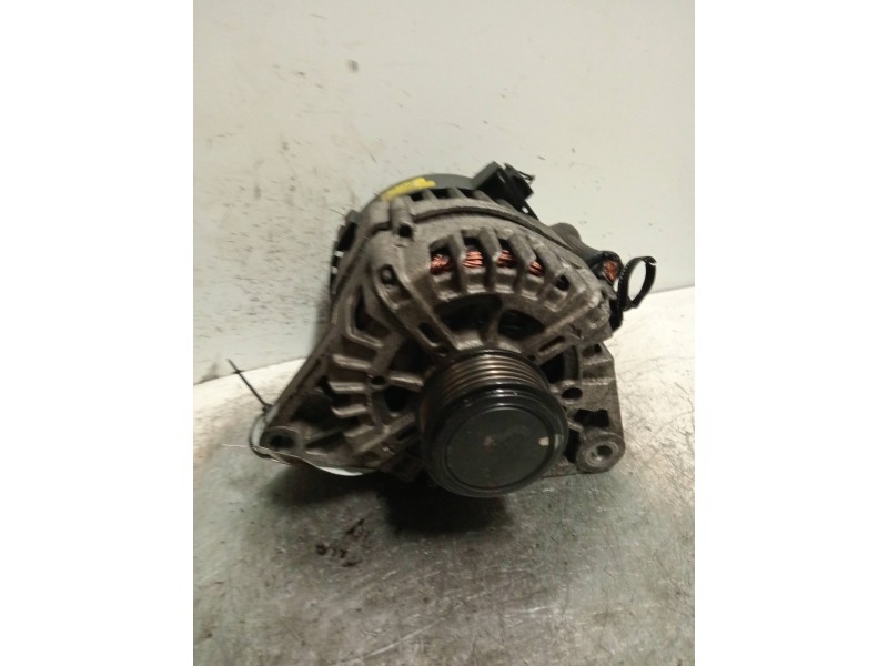 Recambio de alternador para kia cee´d concept referencia OEM IAM 37300-2A850  