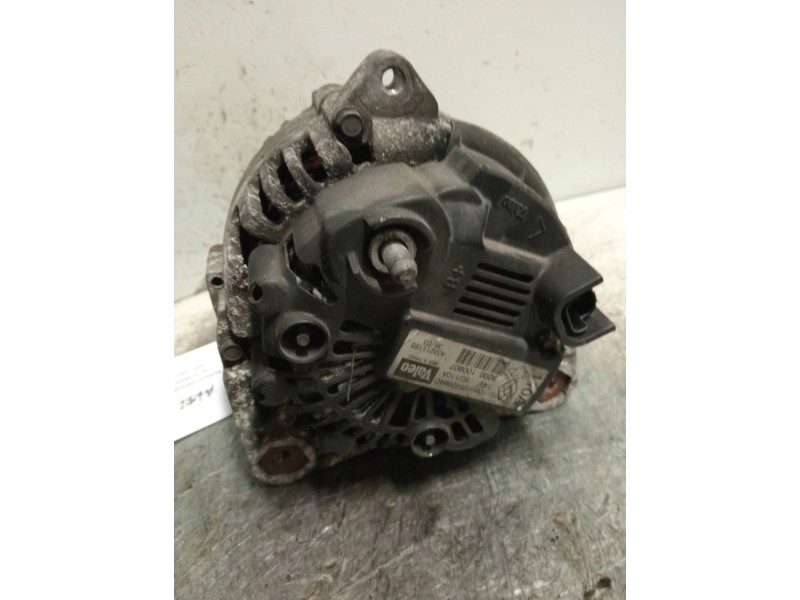 Recambio de alternador para renault megane ii berlina 5p confort expression referencia OEM IAM 8200100907  