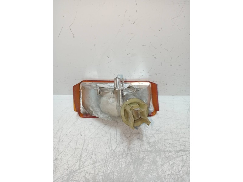 Recambio de piloto delantero derecho para opel corsa a 1.2 referencia OEM IAM   