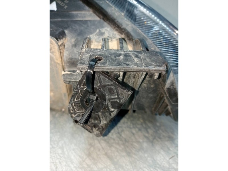 Recambio de faro izquierdo para ford focus turnier active referencia OEM IAM JX7B13E017AH JX7B13B626BH 