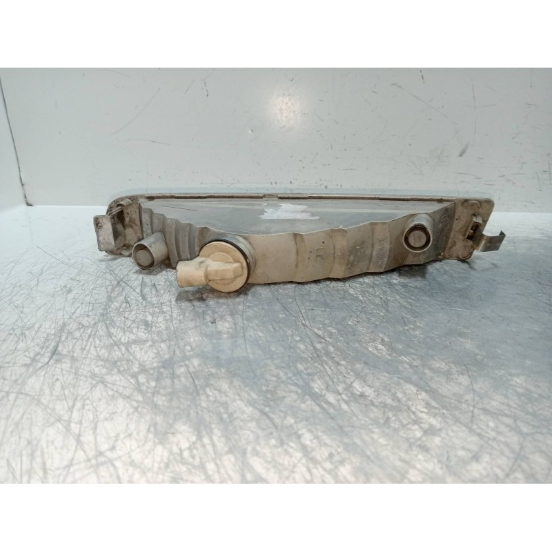 Recambio de piloto delantero izquierdo para opel vivaro combi 2.7t corto referencia OEM IAM 8200007032  