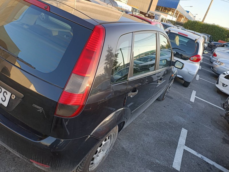 ford fiesta (cbk) del año 2003