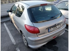peugeot 206 berlina del año 2000 2