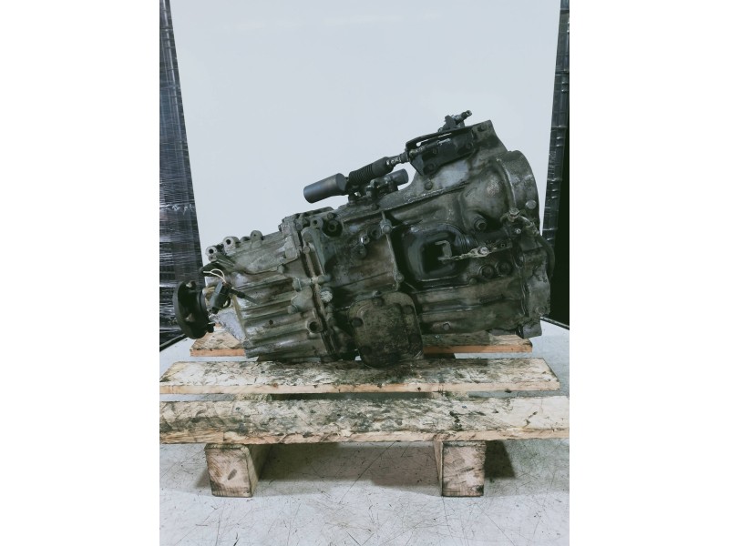 Recambio de caja cambios para renault maxity 2.9 diesel referencia OEM IAM 32010MB90A65380V0 1323065021 461954 5V