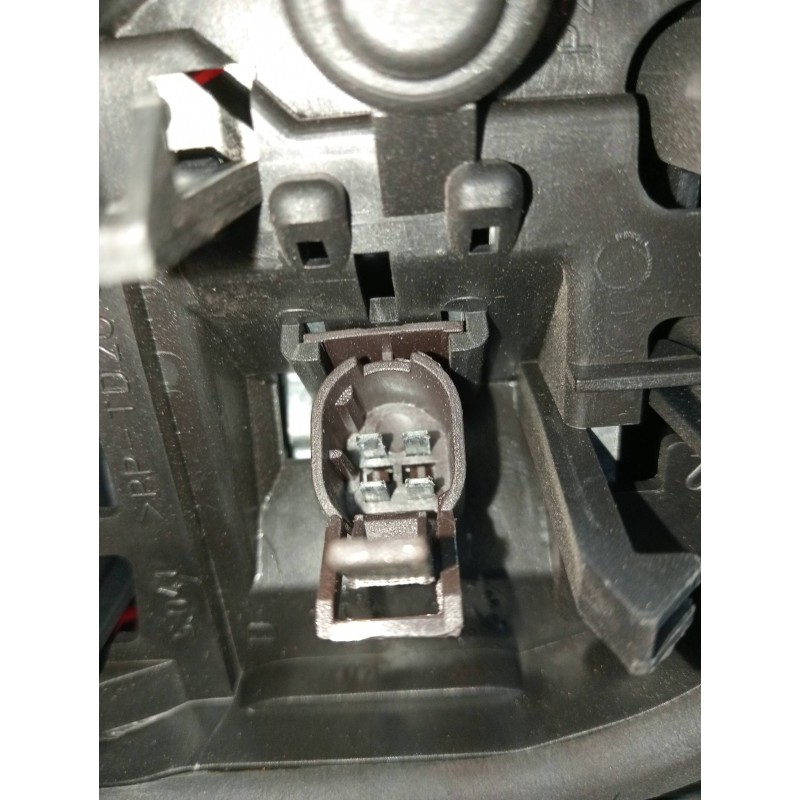Recambio de piloto trasero derecho interior para peugeot 406 break (s1/s2) 2.0 hdi referencia OEM IAM   