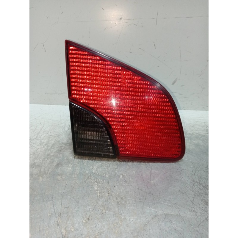 Recambio de piloto trasero izquierdo interior para peugeot 406 break (s1/s2) 2.0 hdi referencia OEM IAM   