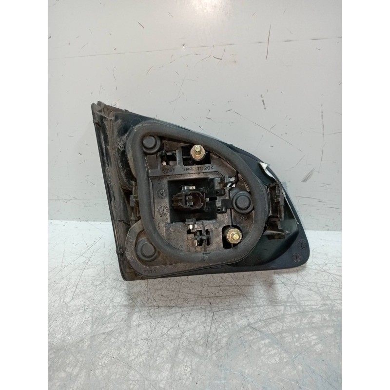 Recambio de piloto trasero derecho interior para peugeot 406 break (s1/s2) 2.0 hdi referencia OEM IAM   