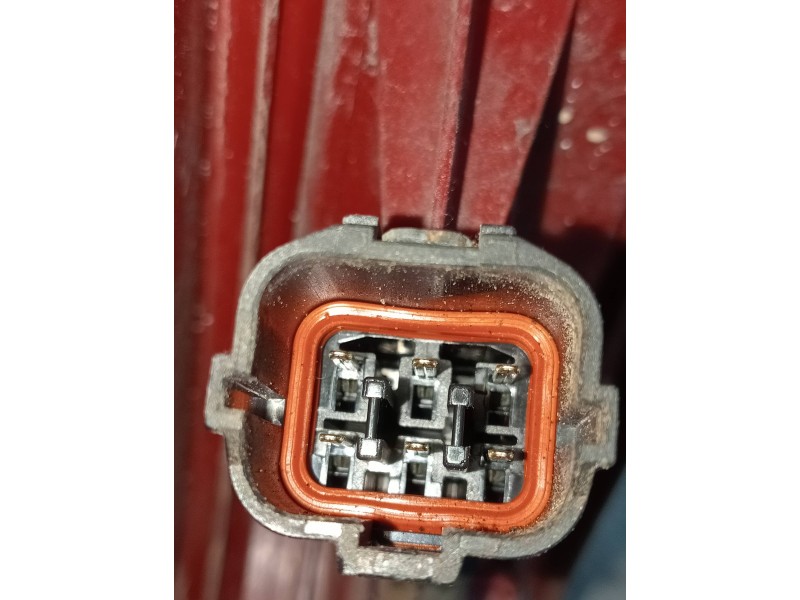 Recambio de piloto trasero derecho para kia carens (un) active referencia OEM IAM   