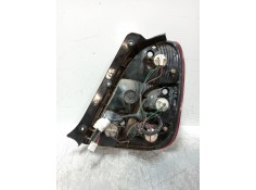 Recambio de piloto trasero izquierdo para kia carens 1.8 cat referencia OEM IAM    2