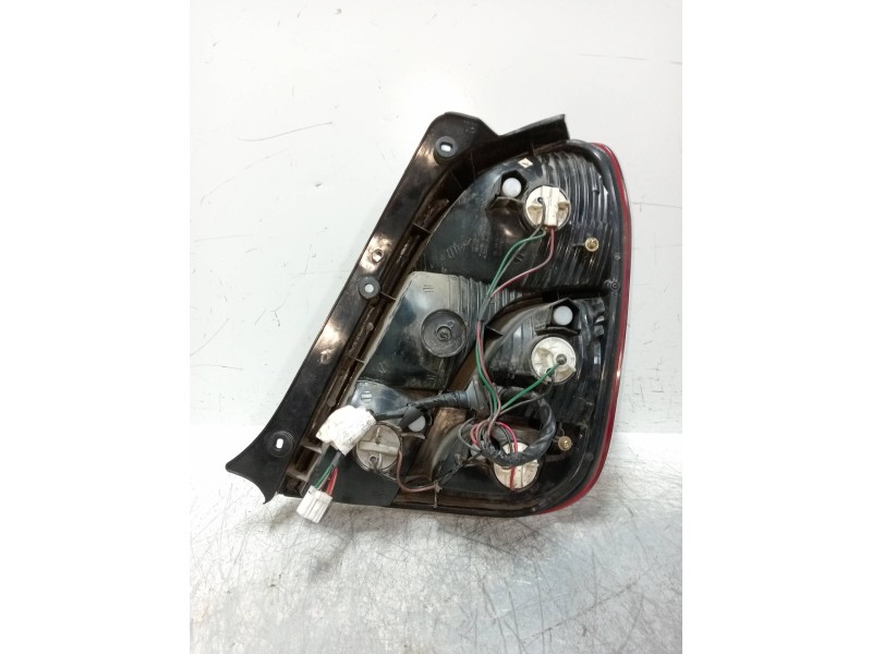 Recambio de piloto trasero izquierdo para kia carens 1.8 cat referencia OEM IAM   