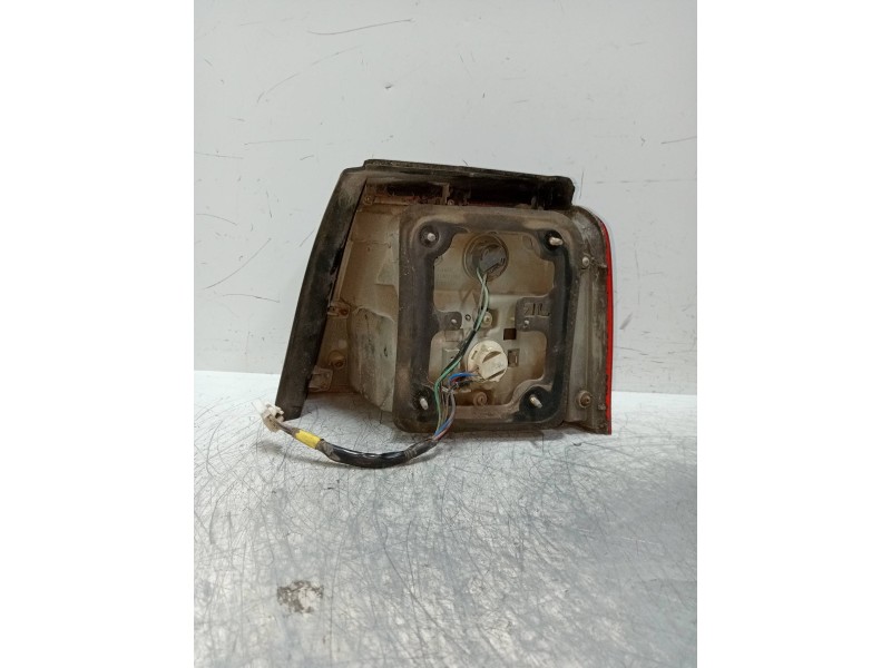 Recambio de piloto trasero izquierdo para kia carens 2.0 crdi ex monovolumen referencia OEM IAM   