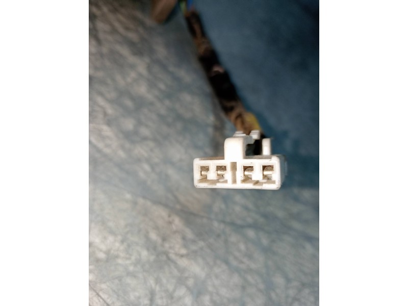 Recambio de piloto trasero izquierdo para kia carens 2.0 crdi ex monovolumen referencia OEM IAM   