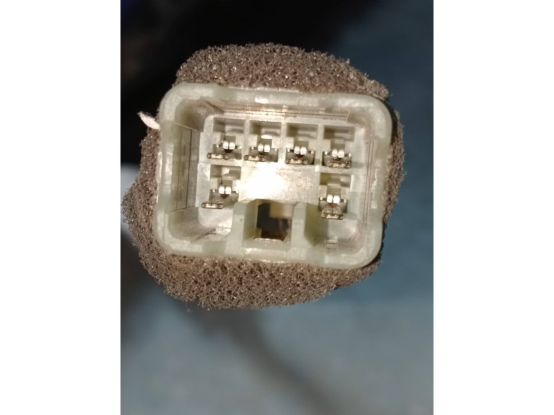 Recambio de piloto trasero derecho para kia carnival referencia OEM IAM   