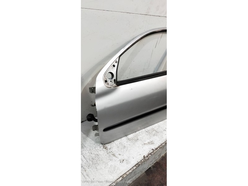 Recambio de puerta delantera izquierda para peugeot 206 berlina 2.0 hdi cat referencia OEM IAM   3P Recambio de puerta delantera izquierda para peugeot 206 berlina 2.0 hdi cat referencia OEM IAM   3P