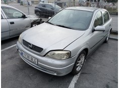 opel astra g berlina del año 2001