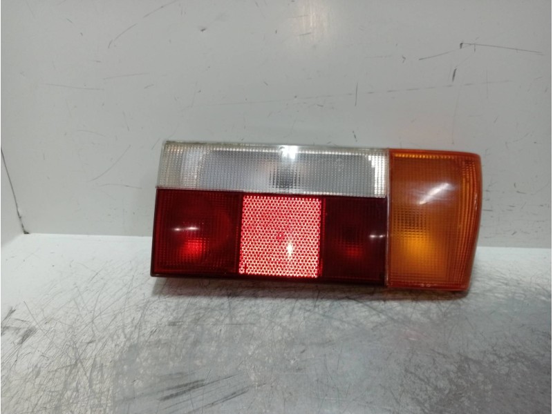 Recambio de piloto trasero izquierdo para peugeot 505 berlina gld referencia OEM IAM   