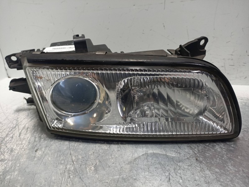 Recambio de faro derecho para mazda xedos 9 (ta) 2.5 v6 referencia OEM IAM  LUPA 