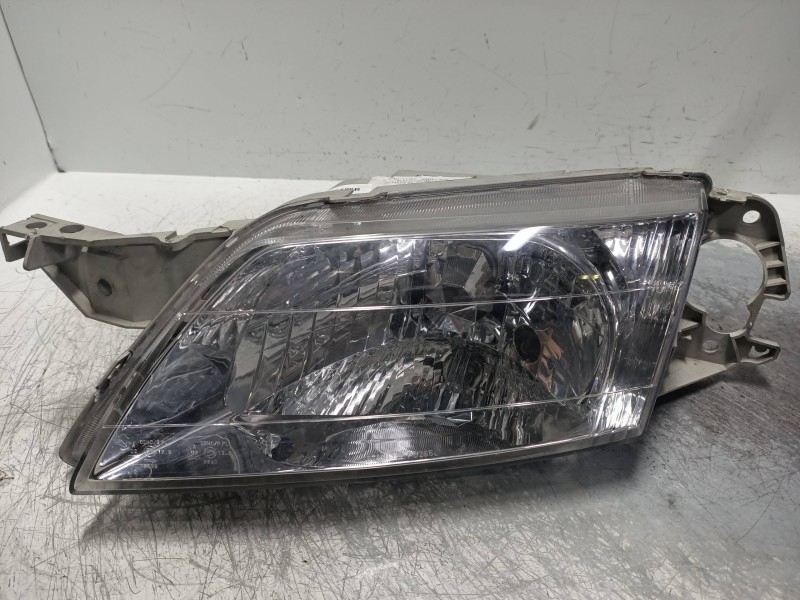 Recambio de faro izquierdo para mazda premacy (cp) 2.0 turbodiesel cat referencia OEM IAM   