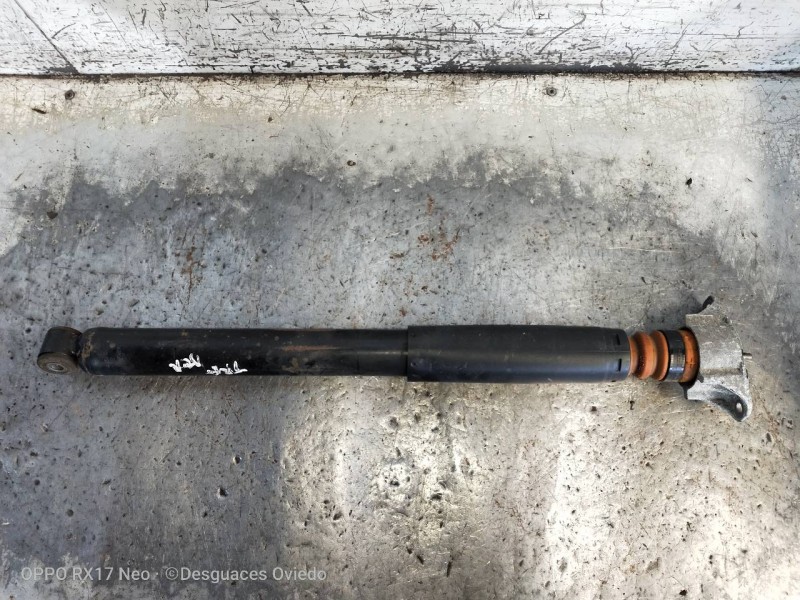 Recambio de amortiguador trasero derecho para ford kuga (cbv) trend referencia OEM IAM 8V4118080DA  