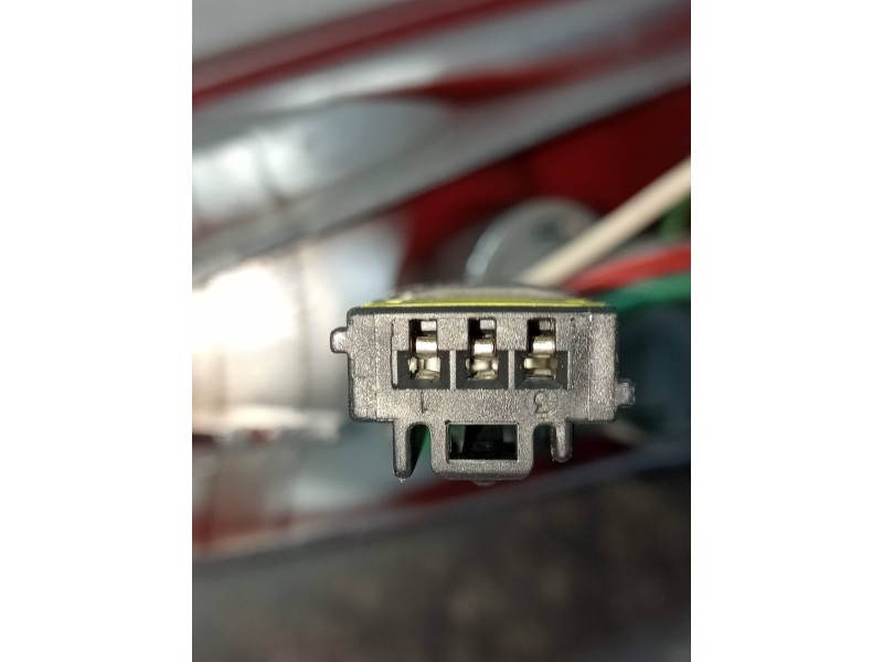 Recambio de piloto trasero izquierdo interior para peugeot 607 (s1) 3.0 v6 24v referencia OEM IAM   