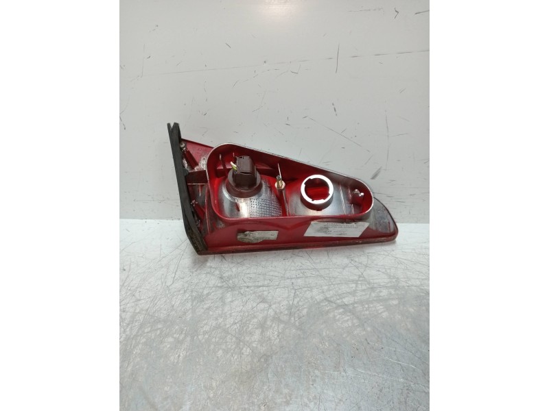 Recambio de piloto trasero derecho interior para peugeot 607 (s2) marfil pack referencia OEM IAM   