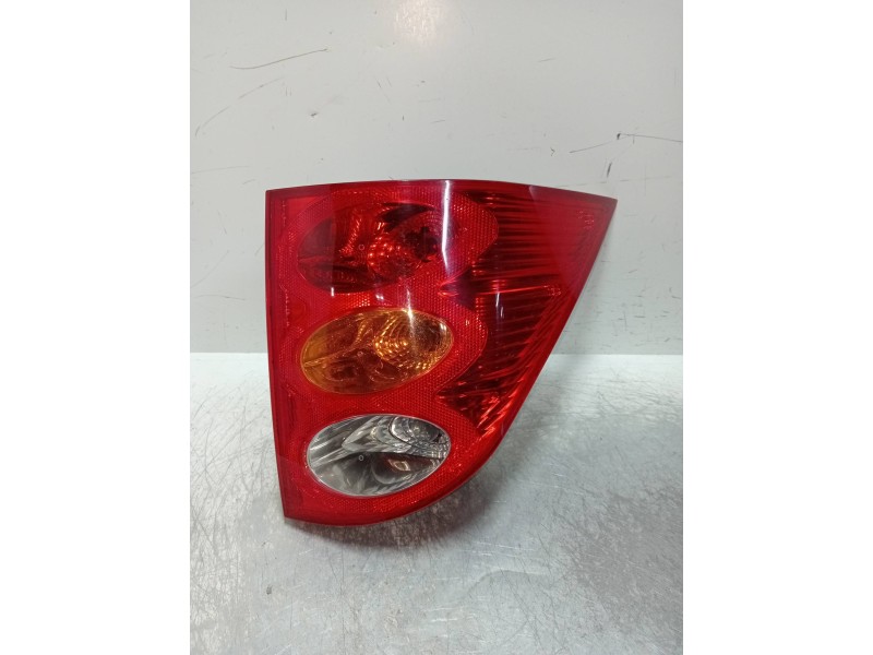 Recambio de piloto trasero derecho para peugeot 1007 urban referencia OEM IAM   