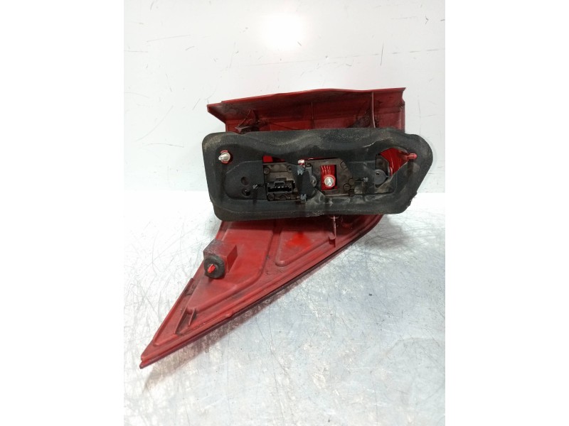 Recambio de piloto trasero derecho para peugeot 1007 sporty referencia OEM IAM   