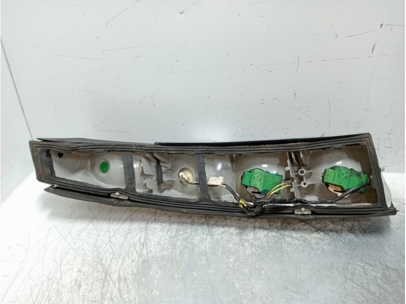 Recambio de piloto trasero derecho para opel pontiac trans sport referencia OEM IAM   