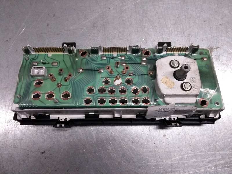 Recambio de cuadro instrumentos para renault clio i phase iii 1.9 diesel referencia OEM IAM 7700824324   Recambio de cuadro instrumentos para renault clio i phase iii 1.9 diesel referencia OEM IAM 7700824324