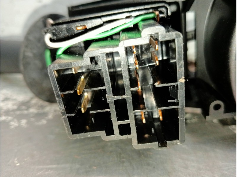 Recambio de mando luces para citroen xantia berlina 1.9 td seduction referencia OEM IAM 9630006480  