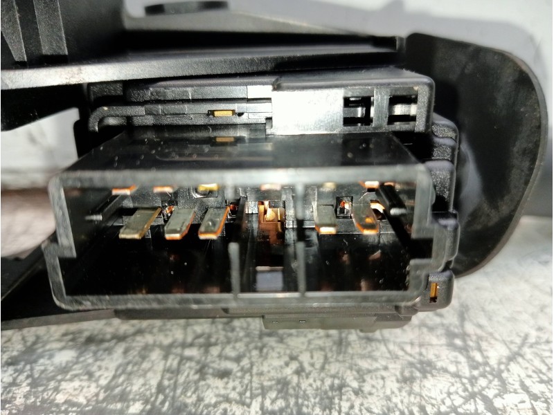 Recambio de mando luces para citroen xantia berlina 1.9 td seduction referencia OEM IAM 9630006480  