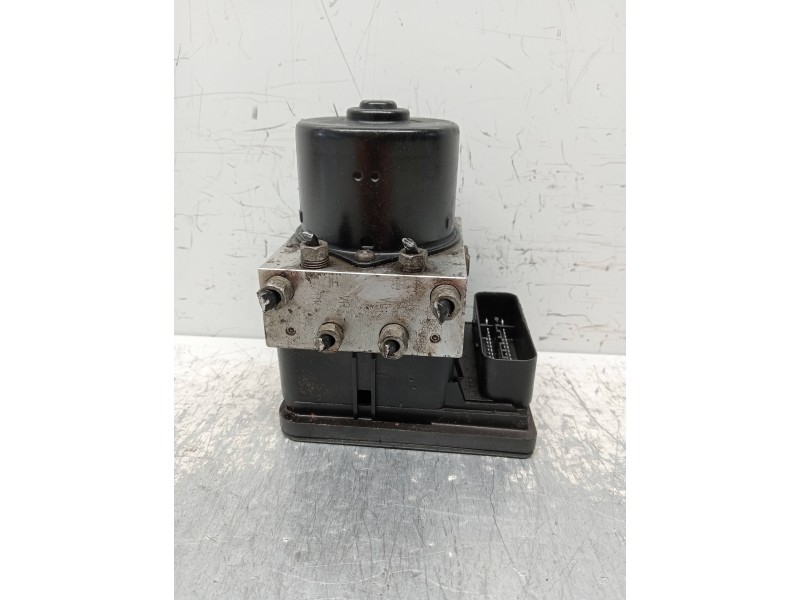 Recambio de abs para opel zafira b 1.9 16v cdti cat (z 19 dth / lrd) referencia OEM IAM 10096005613 13235025 