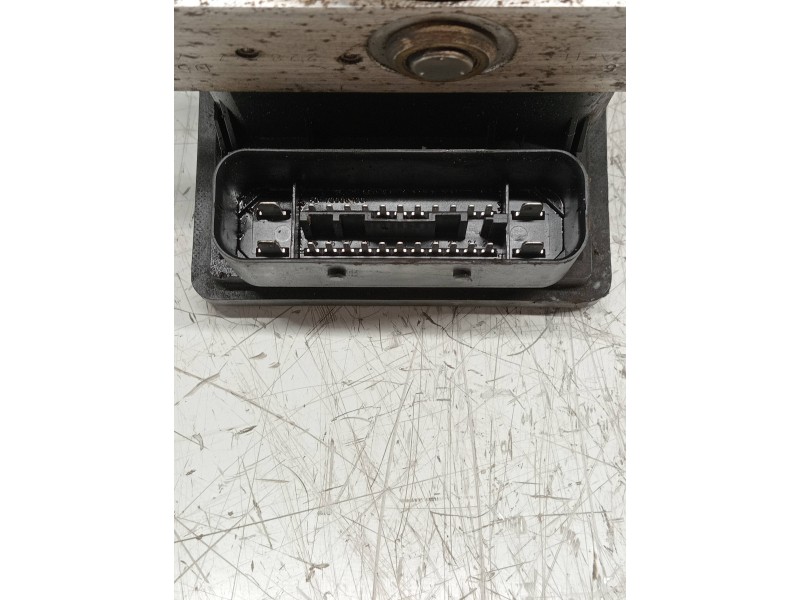 Recambio de abs para opel zafira b 1.9 16v cdti cat (z 19 dth / lrd) referencia OEM IAM 10096005613 13235025 