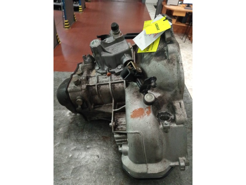 Recambio de caja cambios para opel corsa b base (e) referencia OEM IAM F13C374 10171 