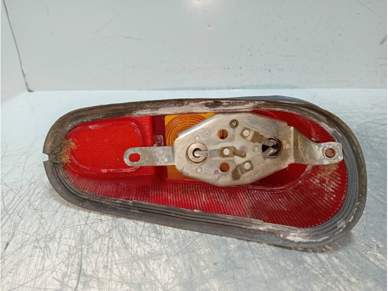 Recambio de piloto trasero izquierdo para renault 4 berlina/familiar/furgoneta 1.1 referencia OEM IAM    Recambio de piloto trasero izquierdo para renault 4 berlina/familiar/furgoneta 1.1 referencia OEM IAM